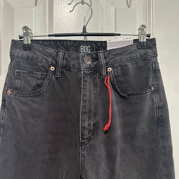 🩷3/$15🩷 BDG Urban Outftters Mom High Waivht Tapered Leg Denim Jeans, 26 - Picture 4 of 7